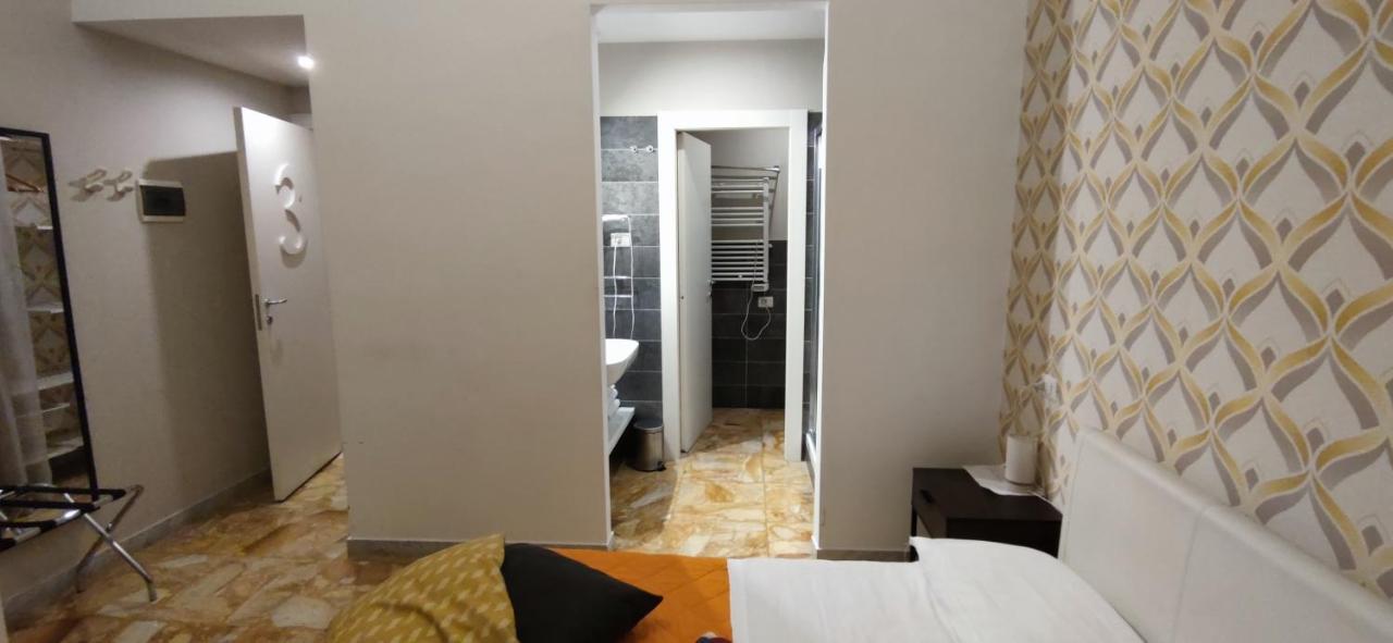 Rettifilo 3* Napoli